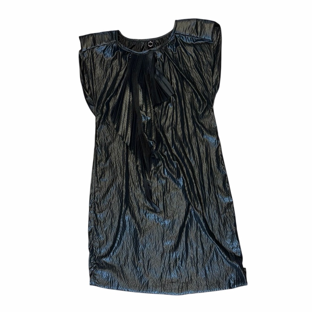 Black Sleeveless Dress